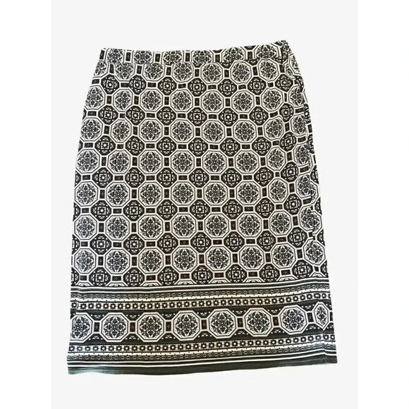 Max Studio Women’s Elastic Waist Geometric Pattern Pencil Skirt SZ S - Picture 4 of 7